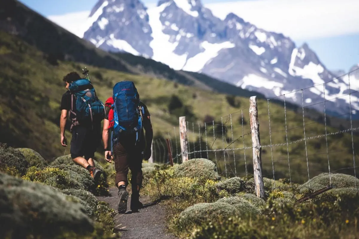 Business 2 image ATLASTRAVEL.IE BUS & COACH HIRE