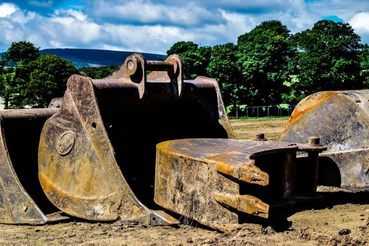 Business 1 image LG PLANT HIRE