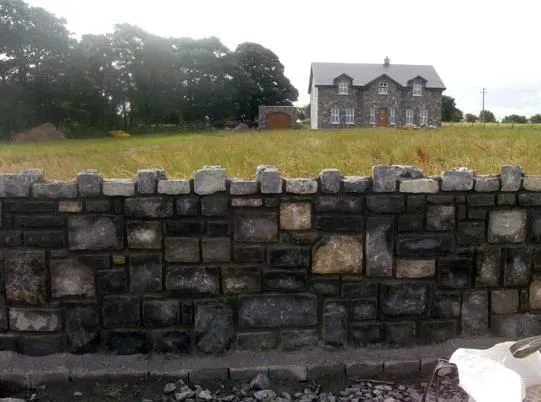 Business 11 image GATELY BUILDING STONE